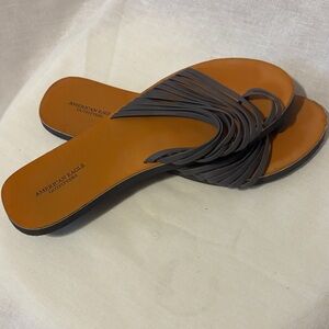 American Eagle Outfitters Women's Tan and Gray Sandals. EU 37.5, US 7